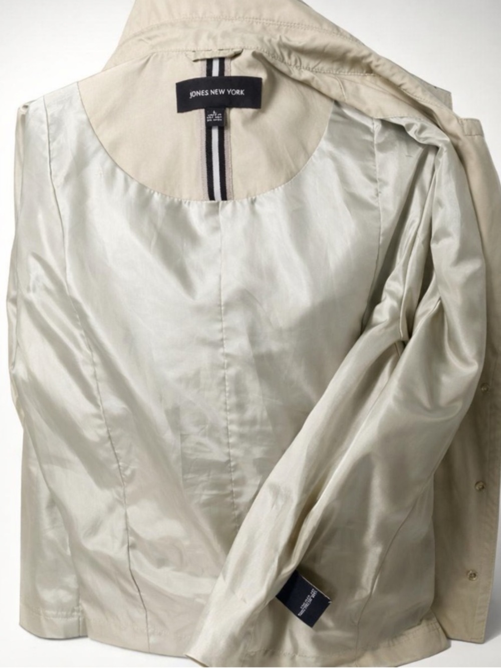 Jones New York Khaki Trench Coat with Belt - Picture 7 of 8